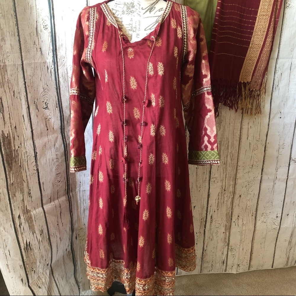 MARIA B PAKISTANI 3-PC SUIT / NEW WITHOUT TAG - Picture 3 of 8